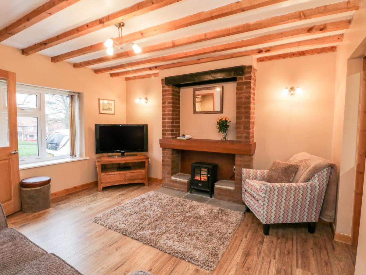 Barnaby Cottage 亚姆 外观 照片